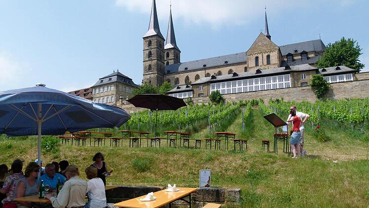 Das bauliche Ensemble des 1000-jährigen Klosters Michaelsberg ist Teil der Unesco-Welterbestätte "Altstadt von Bamberg". Es lockte jedoch nicht viele am Welterbetag an den Michelsberger Weinberg. Foto: Marion Krüger-Hundrup
