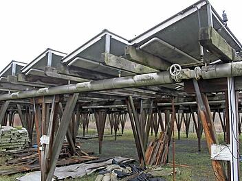 Nach fast 30 Betriebsjahren ist die Warmwassersolaranlage des Stadtsteinacher Freibads erneuerungsbedürftig. Foto: Sonja Adam