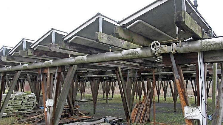 Nach fast 30 Betriebsjahren ist die Warmwassersolaranlage des Stadtsteinacher Freibads erneuerungsbedürftig. Foto: Sonja Adam