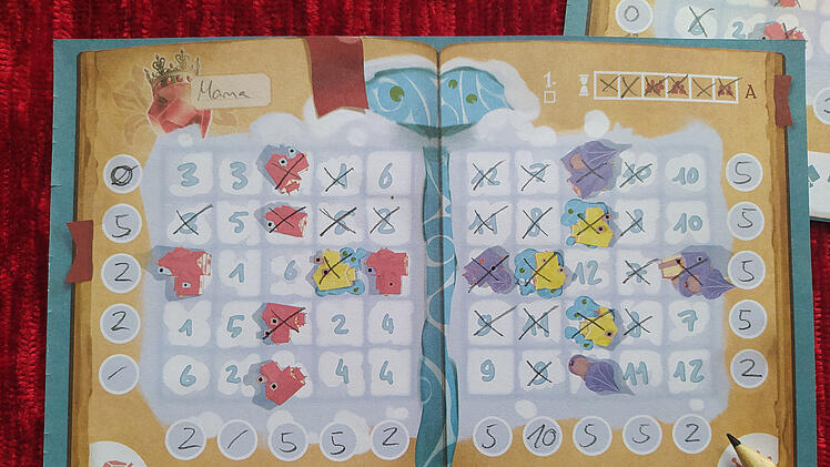 Queen of 12 im Test - Fantastische Mischung aus Karten- und Würfelspiel