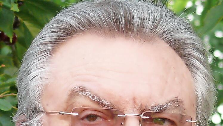 Wolfgang  Witzgall &dagger;