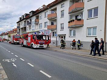 Bamberg: Gemeldeter Zimmerbrand löst Feuerwehreinsatz aus - "Niemand öffnete"
