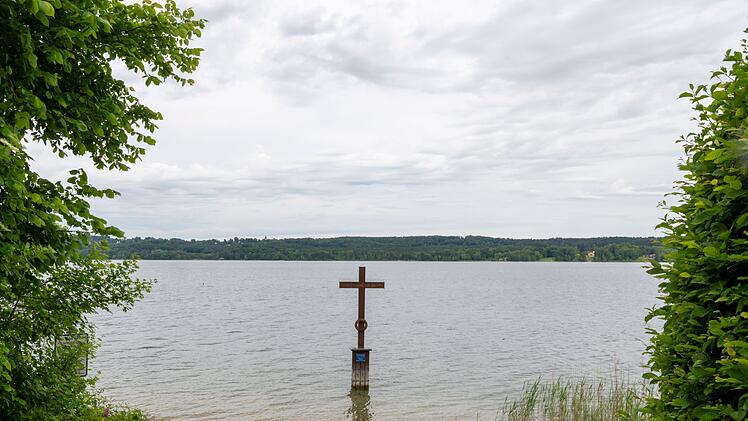 Kreuz im Starnberger See