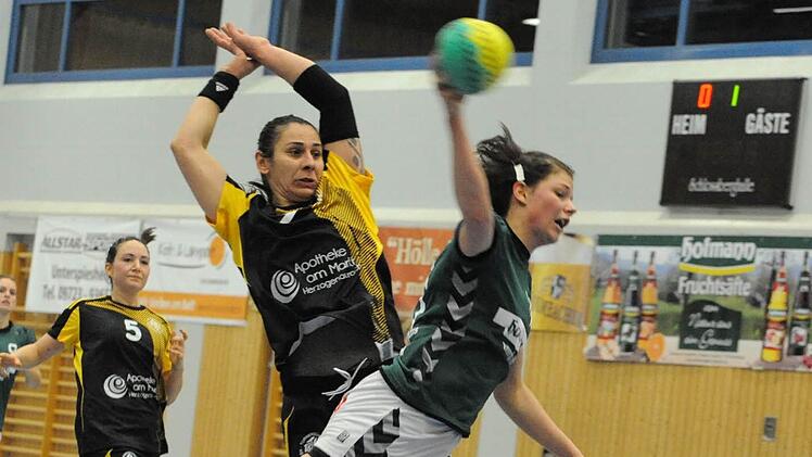 Einen verdienten Punkt holte die SG Garitz/Nüdlingen (grüne Trikots) gegen die TS Herzogenaurach. Foto: Hopf