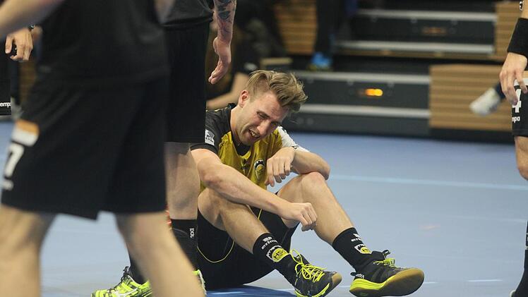 Auch der in den letzten Wochen meistens beste HSC-Spieler, Tobias Varvne, war in Dessau phasenweise am Boden zerstört.