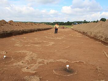 Archäologen suchen im Umfeld der A3 nach Spuren frühzeitlicher Siedlungen.  Foto: Andreas Dorsch