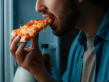 Pizza vom Vortag kann gef&auml;hrlich sein