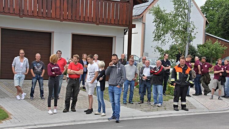 ...und die gesamte Einwohnerschaft.