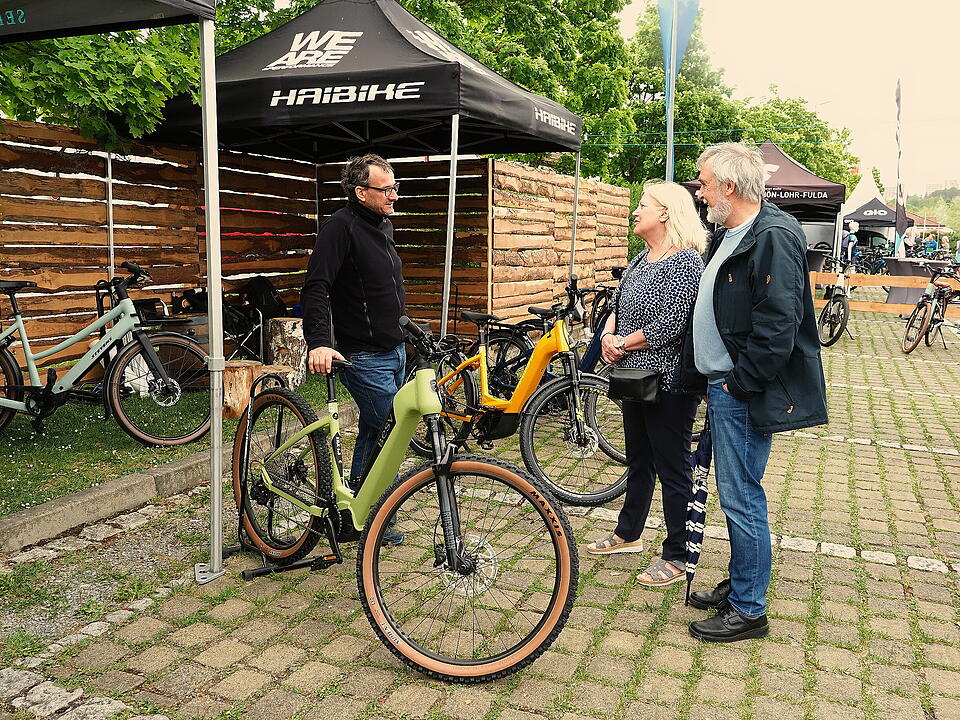 Fahrzeugschau Elektromobilität 2025