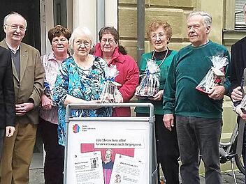 Die Geehrten  Foto: pr