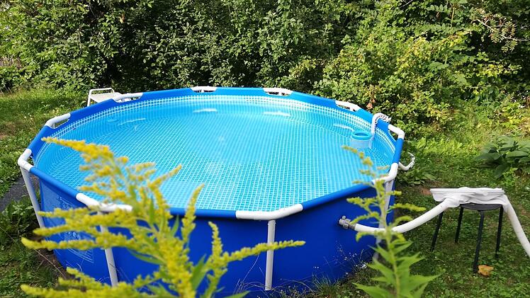 Künftig füllt die Feuerwehr in Rannungen keine Privatpools mehr.Das Wasser muss aus der Leitung entnommen werden.  Heike Beudert