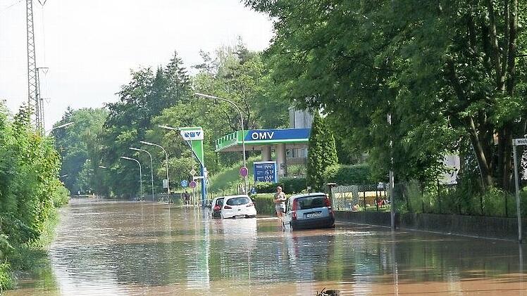 Bei einem heftigen Unwetter im Sommer 2013 lief das Weichengereuth, das an dieser Stelle eine leichte Senke bildet, in kürzester Zeit voll Wasser.