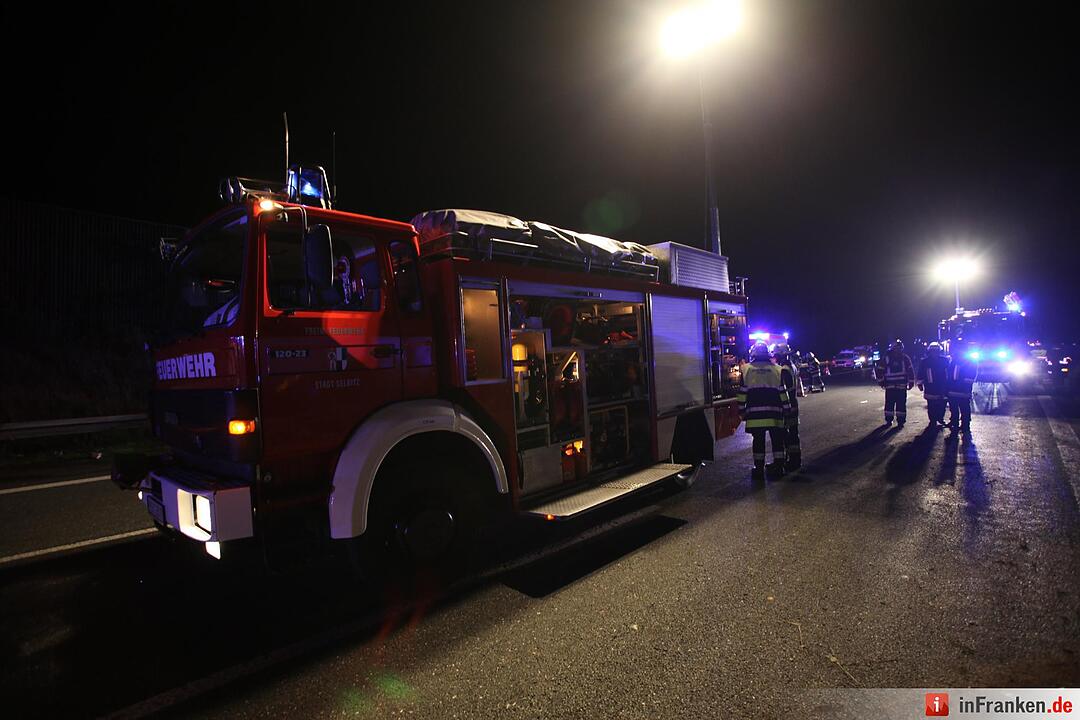 Überholen auf A9 missglückt: Unfall bei Münchberg