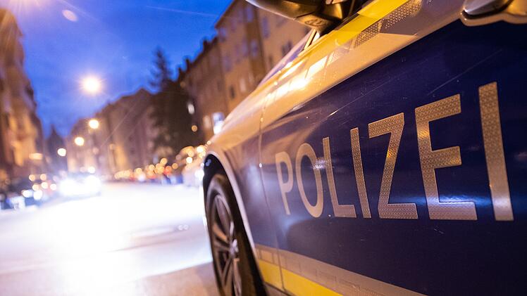 Flucht vor Polizei in Dettelbach endet mit Unfall