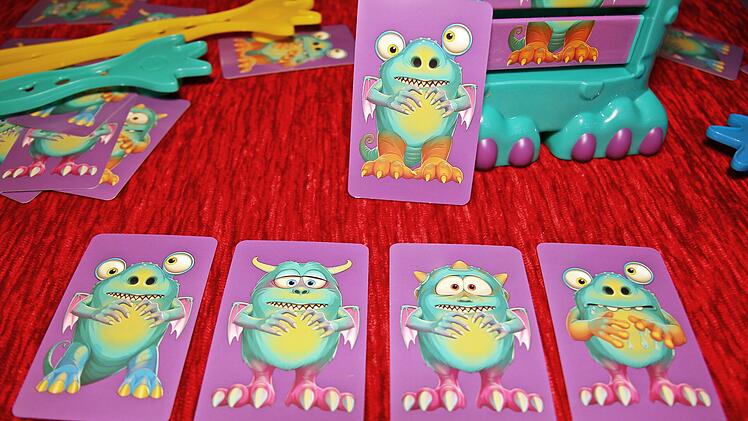 Das Kinderspiel „Monsterjäger“ im Test: Turbulente Jagd mit der Monster-Mischmaschine