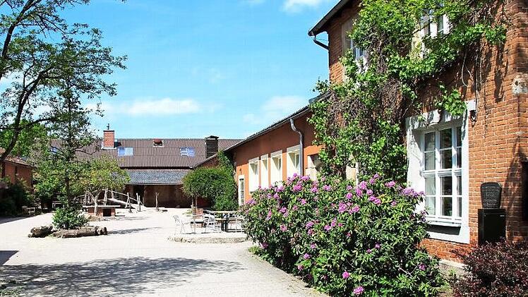 Idyllische Lage: Die Rudolf-Steiner-Schule belegt das ehemalige Gut Callenberg. Foto: Jochen Berger/CT-Archiv