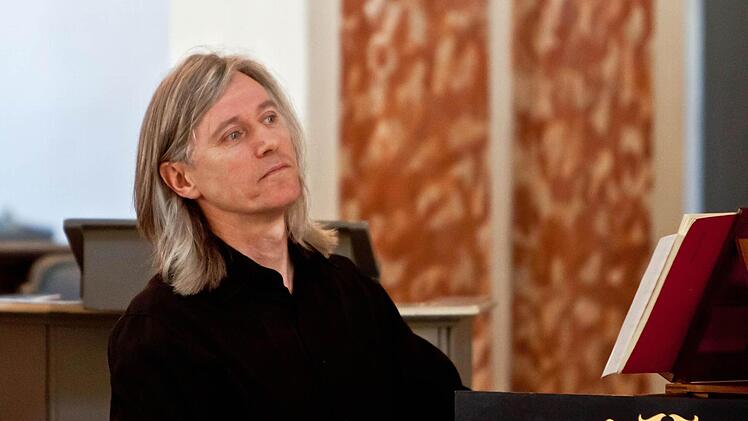 Gary O'Connell am Cembalo