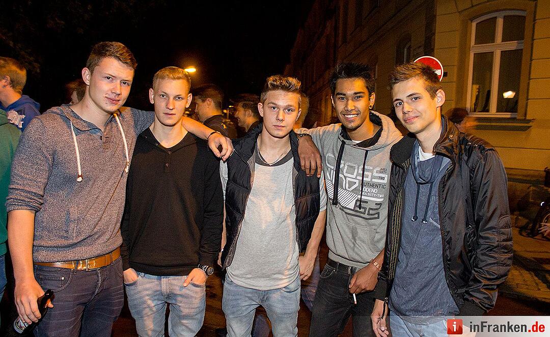 Sandkerwa: Partyfotos