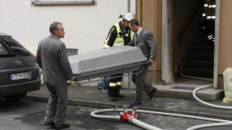 Für den 94-Jährigen im Erdgeschoss kam jede Hilfe zu spät. Foto: bag