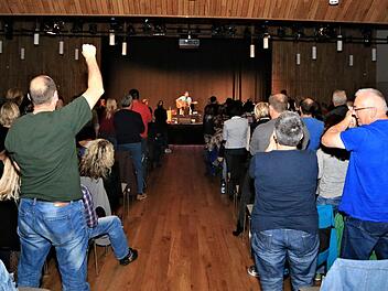 Hans Söllner spielt im Kulturboden in Hallstadt Foto: Ferdinand Merzbach