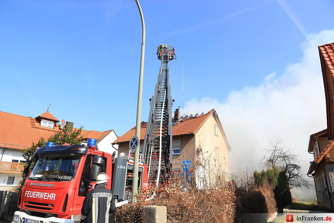 Wohnhaus brennt in Priesendorf