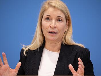 Neue Bahn-Strategie wird vorgestellt