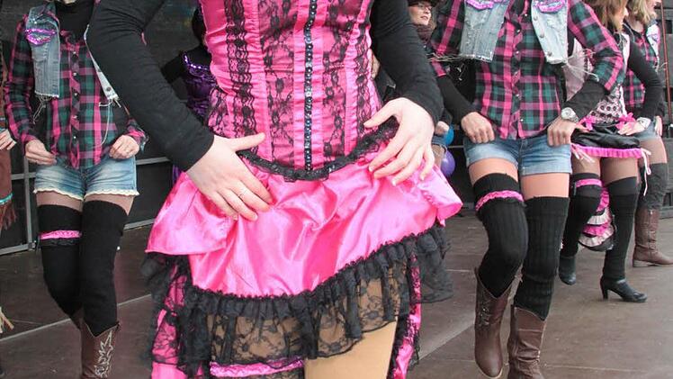 Marktplatztreiben in Stadtsteinach. Foto: Jürgen Gärtner