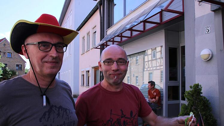 Stefan Zech (links) und Michael Griebel am Zeiler Kino