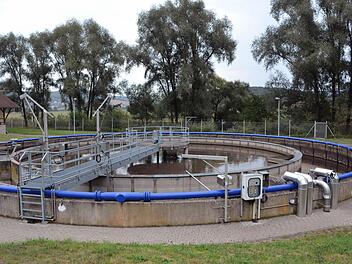Die Kläranlage des  Abwasserzweckverband Aschach-Saale bei Großenbrach. Archivfoto: Peter Rauch