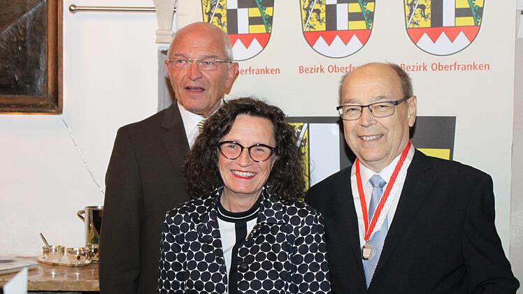 Franz Stumpf (r,) mit seiner Frau Johanna und Günther Denzler Foto: Carmen Schwind