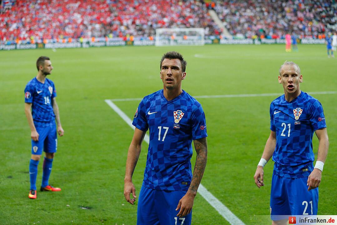 Schwere Fanausschreitungen bei EM-Spiel zwischen Kroatien und Tschechien