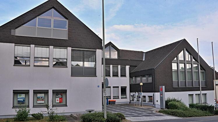 Im Rathaus Maroldsweisach werden Kommunalpolitik gemacht und die Geschicke der Marktgemeinde gelenkt.Helmut Will