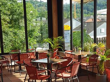 D&ouml;rfles-Esbach: Bistro-Chefin kritisiert Lieferando - "Abzocker-Anbieter"