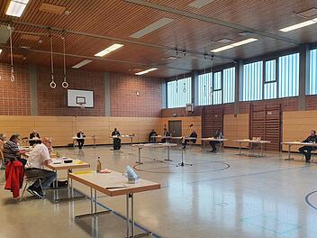 Die letzte Sitzung des alten Gremiums fand in der Pretzfelder Turnhalle statt. Foto: Carmen Schwind
