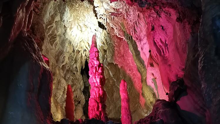 Teuefelshöhle Pottenstein