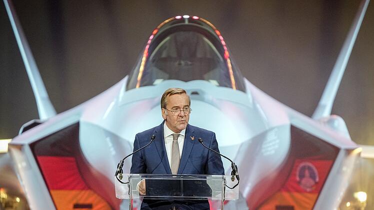 &Uuml;bergabe des ersten Kampfjets vom Typ F-35 f&uuml;r Deutschland