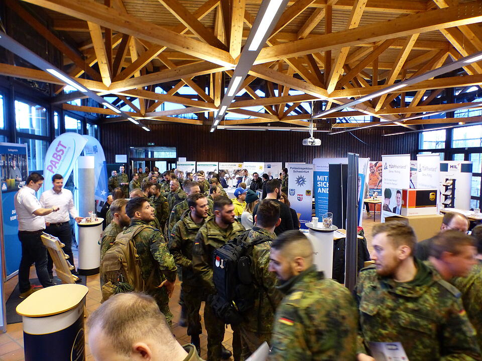 Jobmesse der Bundeswehr