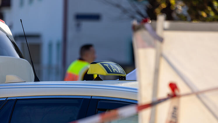 Zeugen nach t&ouml;dlichem Motorradunfall in N&uuml;rnberg gesucht
