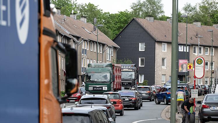 Demo gegen die Belastung durch A45-Sperrung