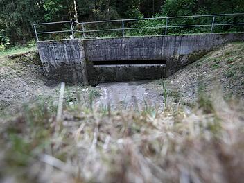 Ums Rückhaltebecken wurde im Gemeinderat erneut gestritten. Foto: Archiv/Hendrik Steffens