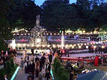 Das Schlossgartenfest zieht jährlich tausende Gäste aus Nah und Fern zum Tanzen an. Foto: Michael Busch/Archiv