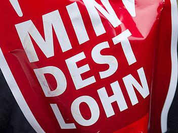 Vor der Entscheidung: Kommen 15 Euro Mindestlohn?