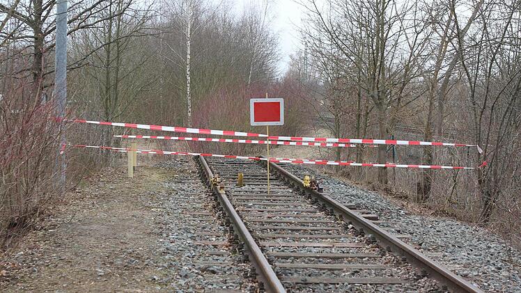 Der Unfallort nachdem die Lok geborgen wurde. Fotos: Jan Koch
