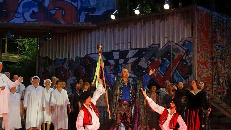 "Der Zigeunerbaron": Impressionen von der Neuinszenierung auf der Waldbühne Heldritt.Foto: Jochen Berger