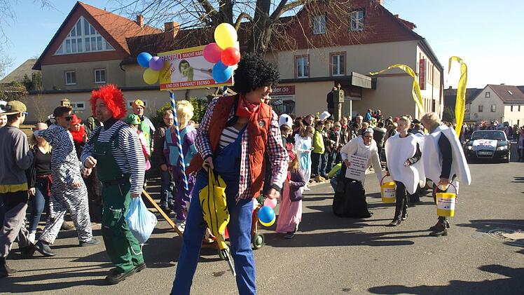 Faschingsumzug in Ebenhausen.  Foto: Stefan Geiger