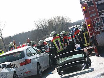 Auf der A3 hat es am Donnerstagmorgen einen Unfall gegeben.  Foto: Sabine Herteux