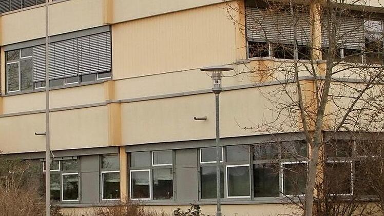 Das Gymnasium in Ebern  Foto: gg