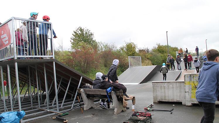 Tolle Tricks zeigten die Skater beim ersten Contest. Foto: Gerda Völk