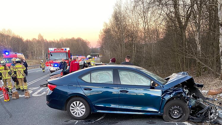 Schwerer Verkehrsunfall mit Verletzten
