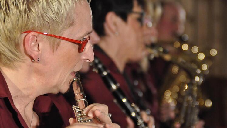 Musik im "Big-Band-Sound" ist das Markenzeichen der Revivalband des Musikvereins Schondra. Foto: Peter Klopf